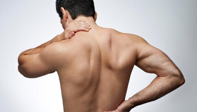 Intervertebral hernia manifests itself as back pain and contributes to the decline of potency